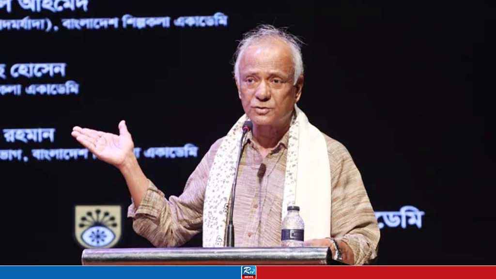 পদত্যাগ করলেন শিল্পকলা একাডেমির মহাপরিচালক