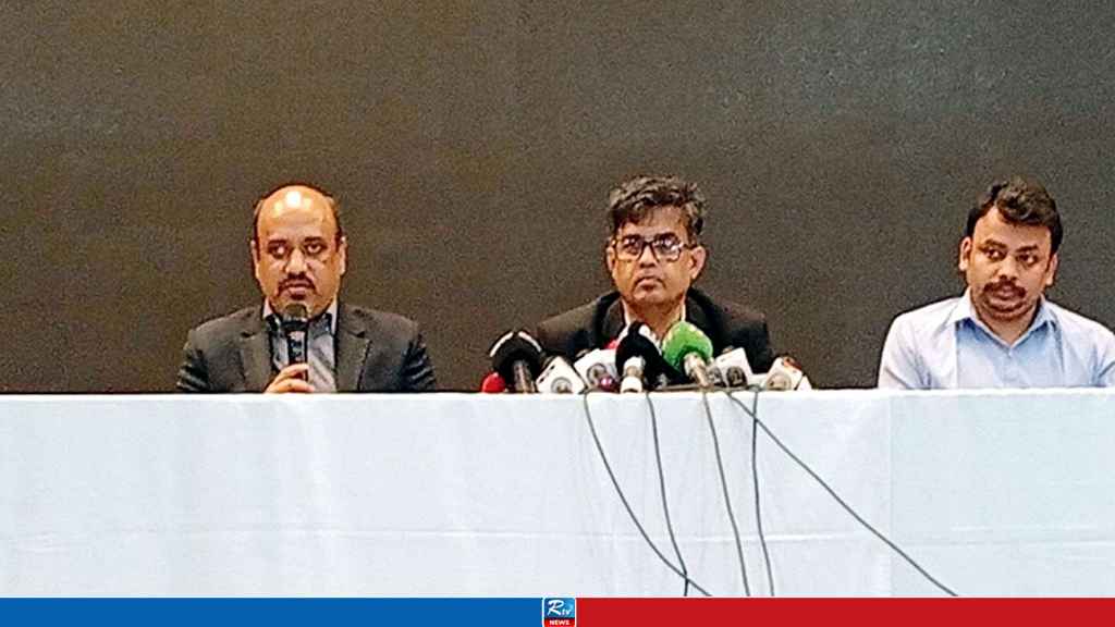 পুলিশের উচ্চপদস্থ কর্মকর্তার সঙ্গে সোমবার বৈঠক প্রধান উপদেষ্টার