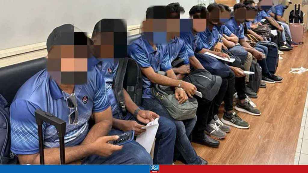 ক্রিকেটার সেজে মালয়েশিয়ায় প্রবেশ চেষ্টা, আটক ১৫ বাংলাদেশি