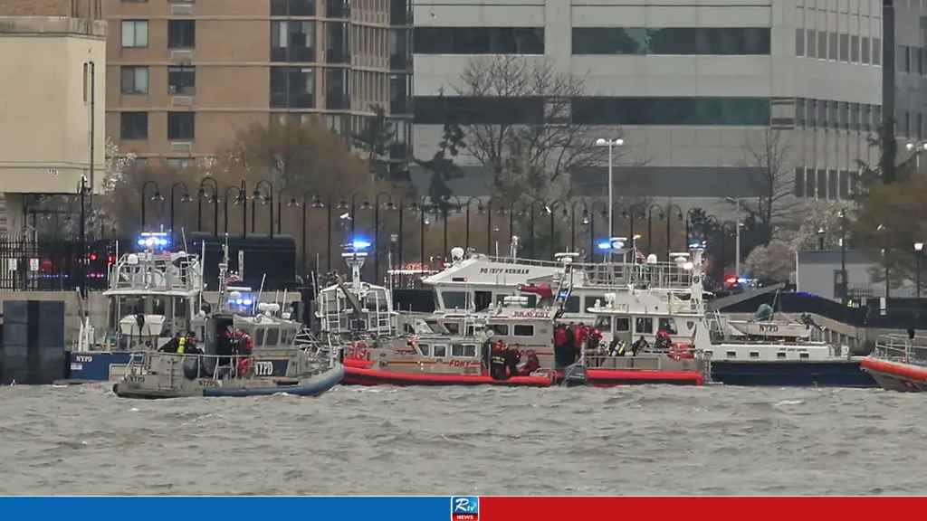 Helicopter Crashes in New York's Hudson River, Killing 6