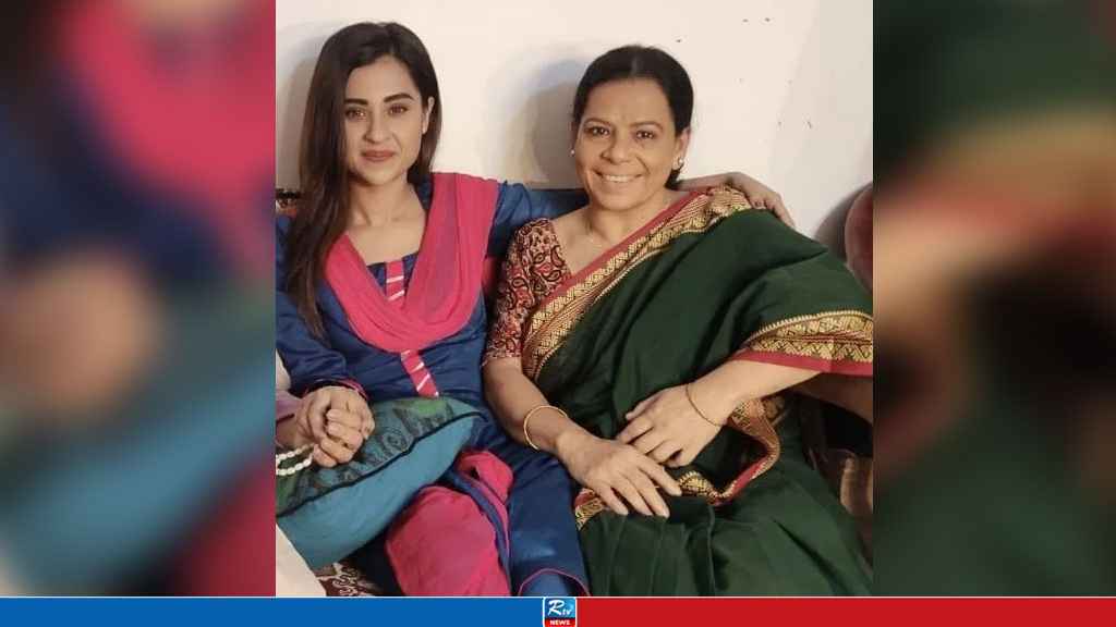 আমাকে স্নেহ করা মানুষটি এতো দ্রুত চলে যাবে ভাবিনি: বুবলী