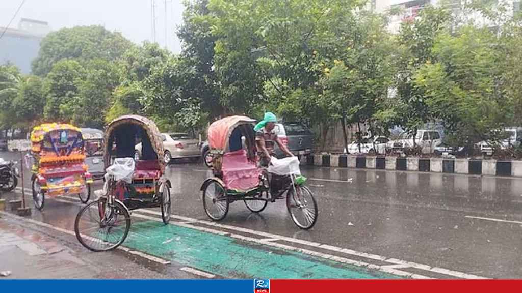 তীব্র গরমের পর রাজধানীতে স্বস্তির বৃষ্টি