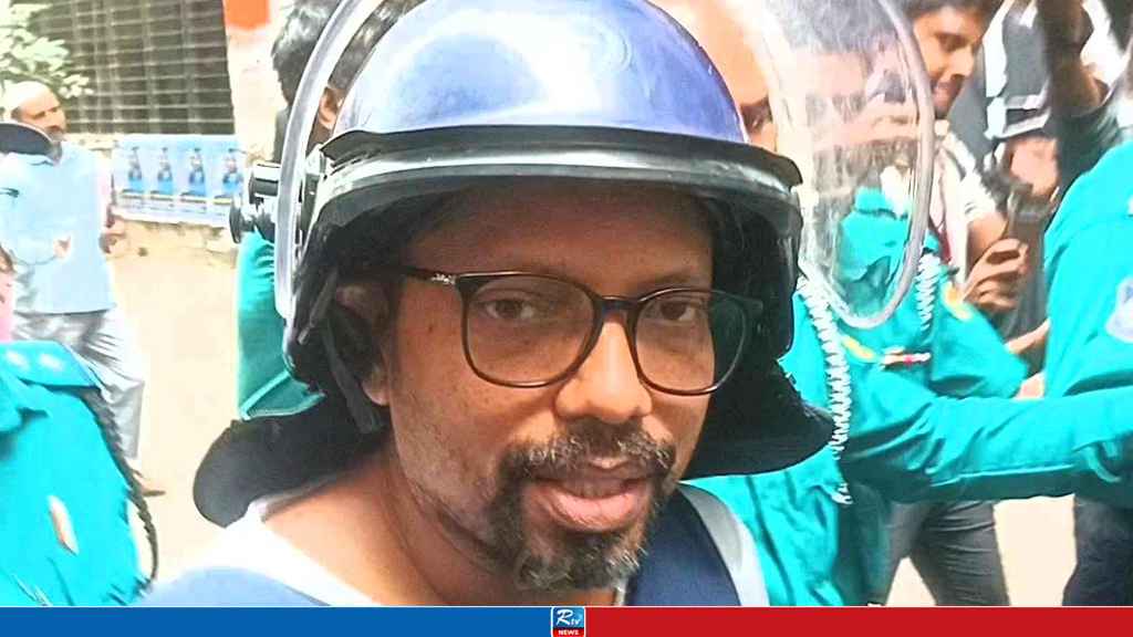 অস্ত্র জমা না দেওয়ায় পলকের বিরুদ্ধে মামলা