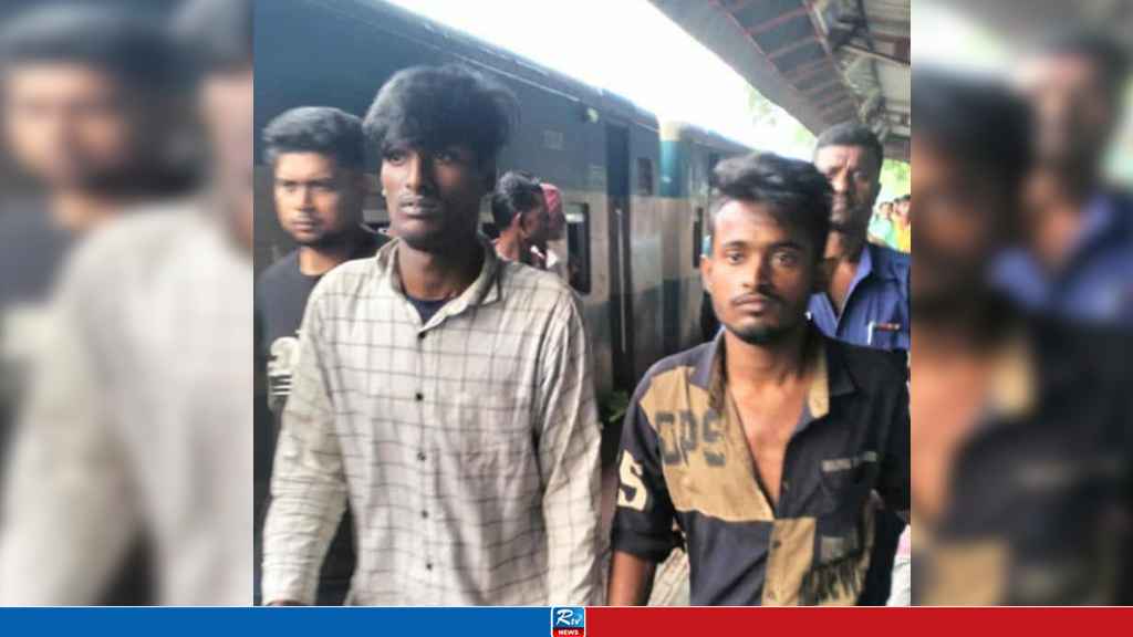 শিক্ষার্থীর মোবাইল নিয়ে ছিনতাইকারীর দৌড়, অতঃপর...