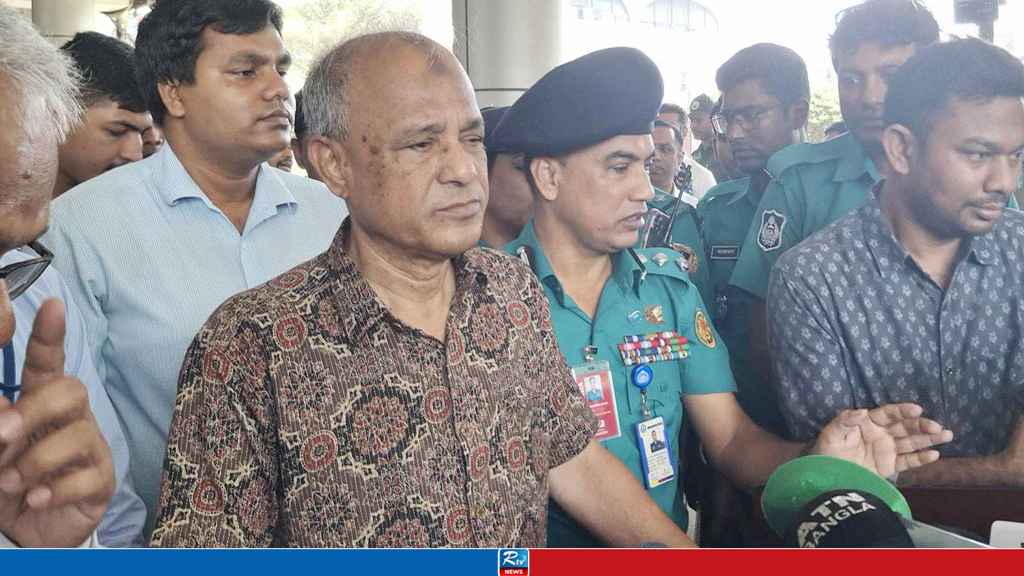আবদুল হামিদের দেশত্যাগ নিয়ে যে তথ্য দিলেন স্বরাষ্ট্র উপদেষ্টা