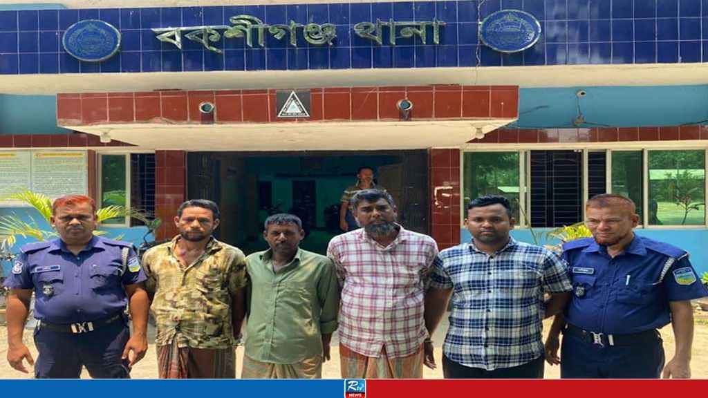 বকশীগঞ্জে আ.লীগ নেতাসহ আটক ৪ 