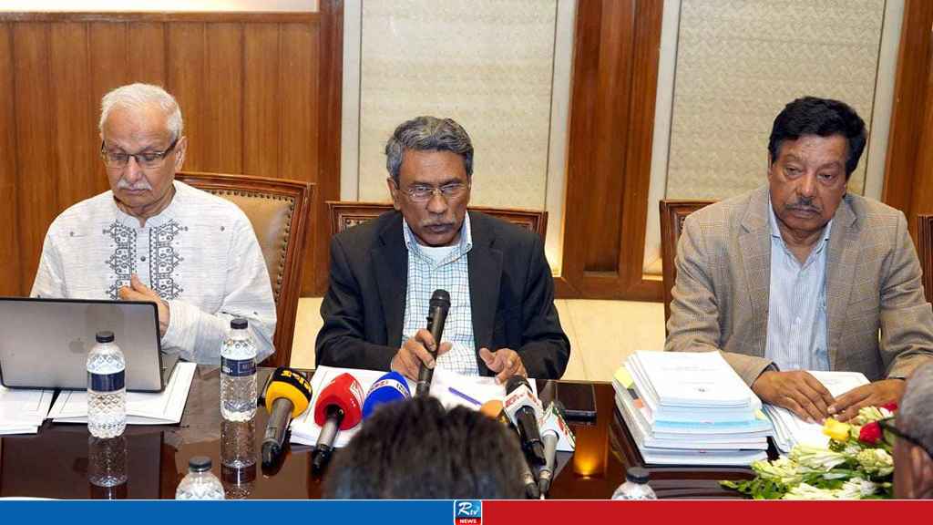 ফ্যাসিস্টদের পালিয়ে যাওয়া গণতন্ত্রের প্রাথমিক বিজয়: আলী রীয়াজ