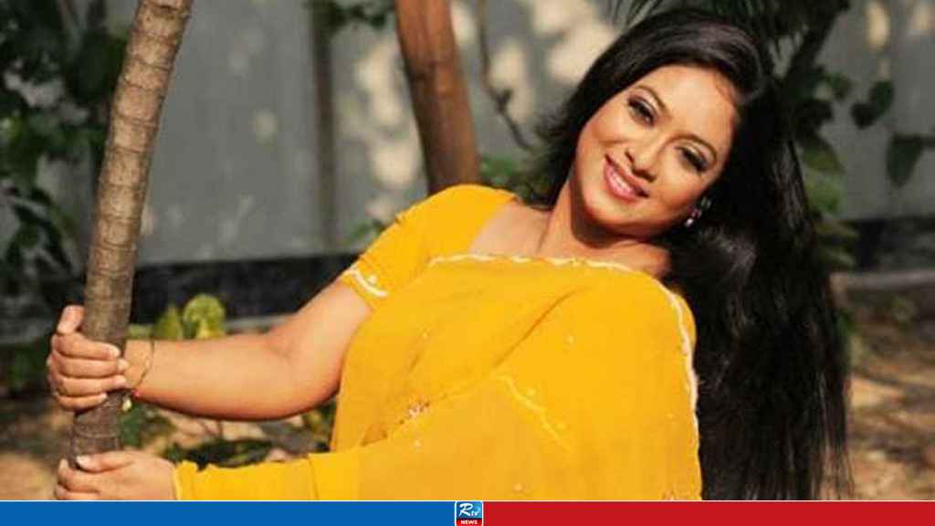 দোয়া চাইলেন শাবনূর
