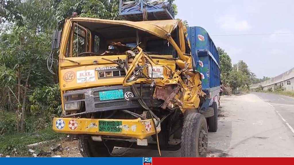 সৌদি যাওয়া হলো না বাবলুর, ট্রাকের ধাক্কায় গেল প্রাণ