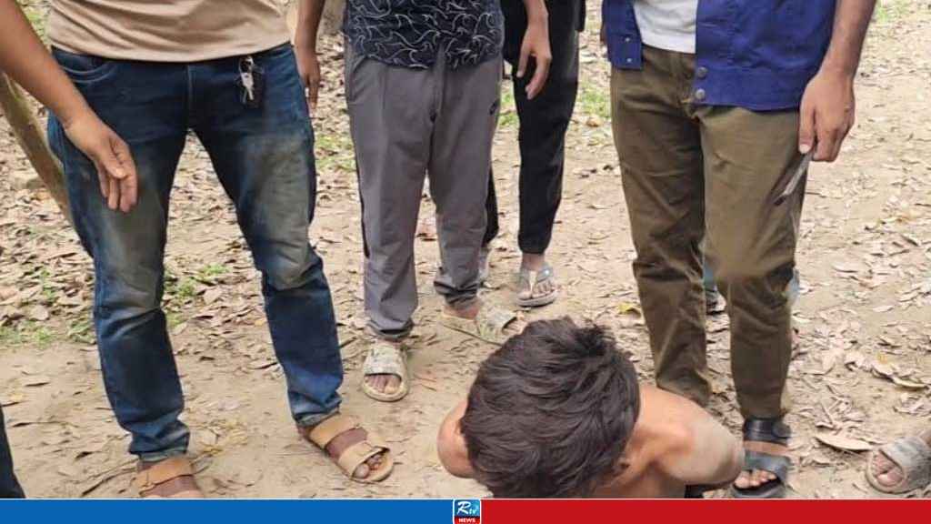 ‘৫ দিন পরে এসে তোদের দেখে নেব’ বলে চোরের হুমকি