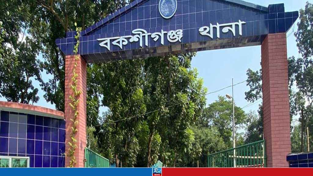 বিদ্যুৎস্পৃষ্টে প্রাণ গেল অটোরিকশা চালকের 