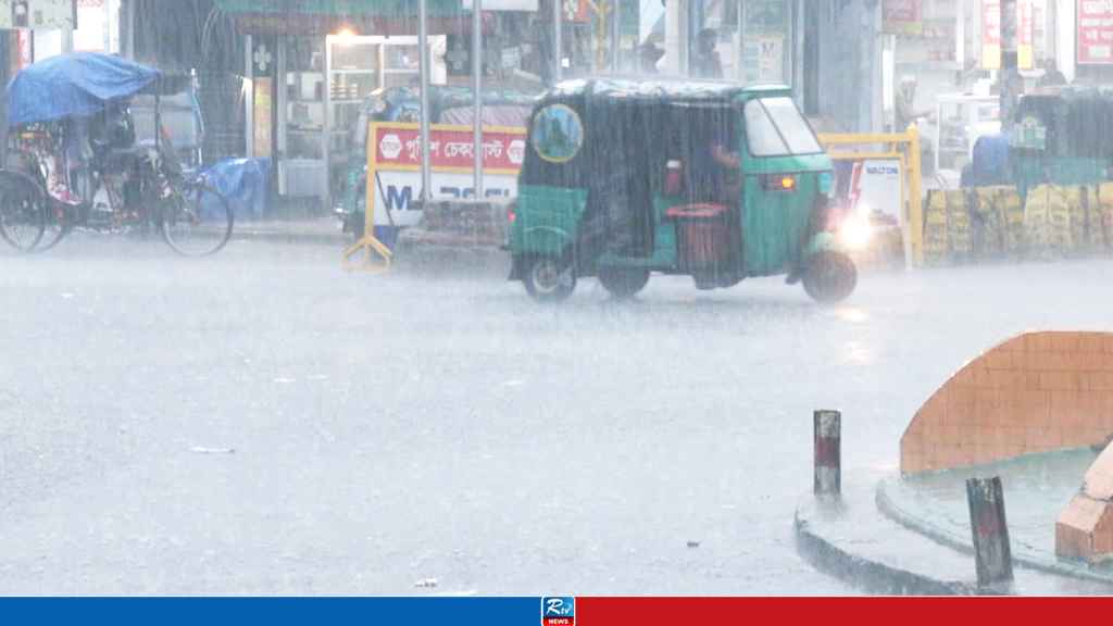 বগুড়ায় মৌসুমের সর্বোচ্চ বৃষ্টিপাতের রেকর্ড