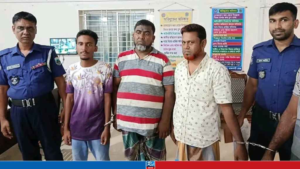 বগুড়ায় আওয়ামী লীগ নিষিদ্ধের প্রতিবাদে ঝটিকা মিছিল, গ্রেপ্তার ৩