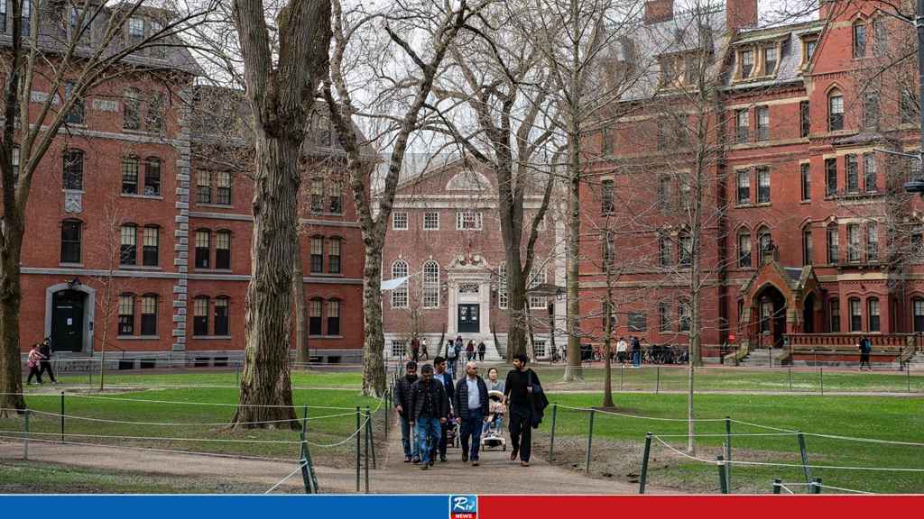 Trump Admin Halts Harvard Visa Ban, Demands Explanation in 30 Days