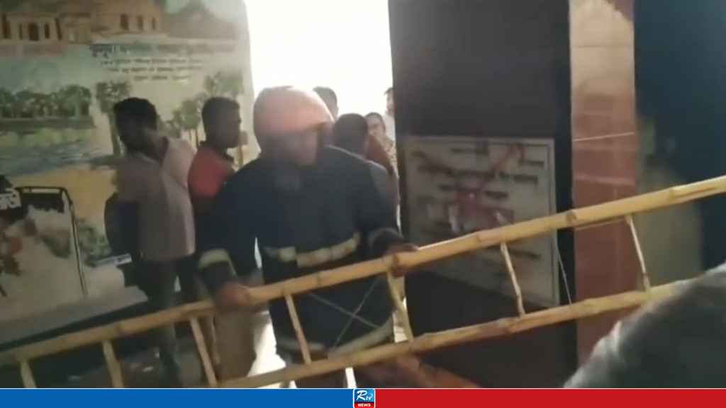 আ.লীগের অফিসে চুরি করতে গিয়ে ৭ তলা থেকে পড়ে যুবকের মৃত্যু