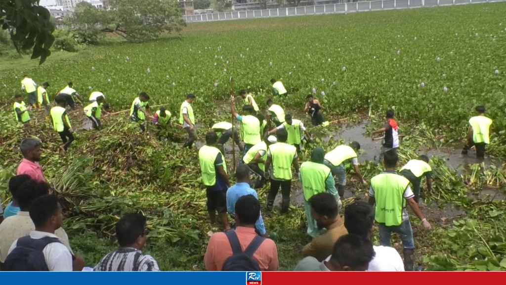 রাজশাহীতে মশার উপদ্রব রোধে যুবদলের পরিষ্কার-পরিচ্ছন্নতা কর্মসূচি