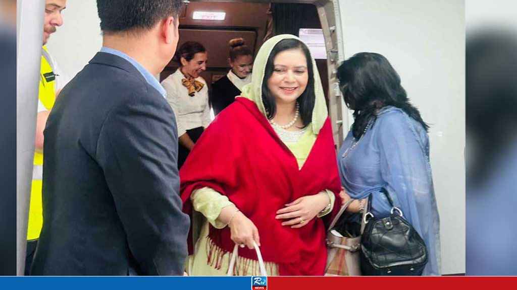 অসুস্থ মাকে দেখতে হাসপাতালে যাবেন ড. জোবাইদা