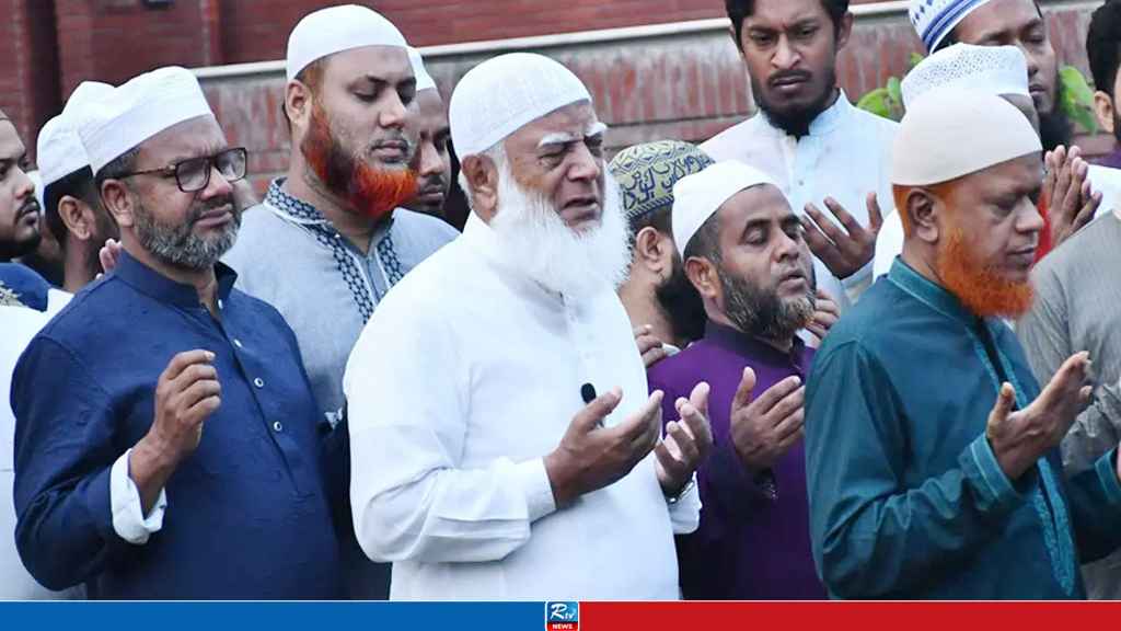 ব্যারিস্টার রাজ্জাকের কবর জিয়ারত করলেন জামায়াত আমির