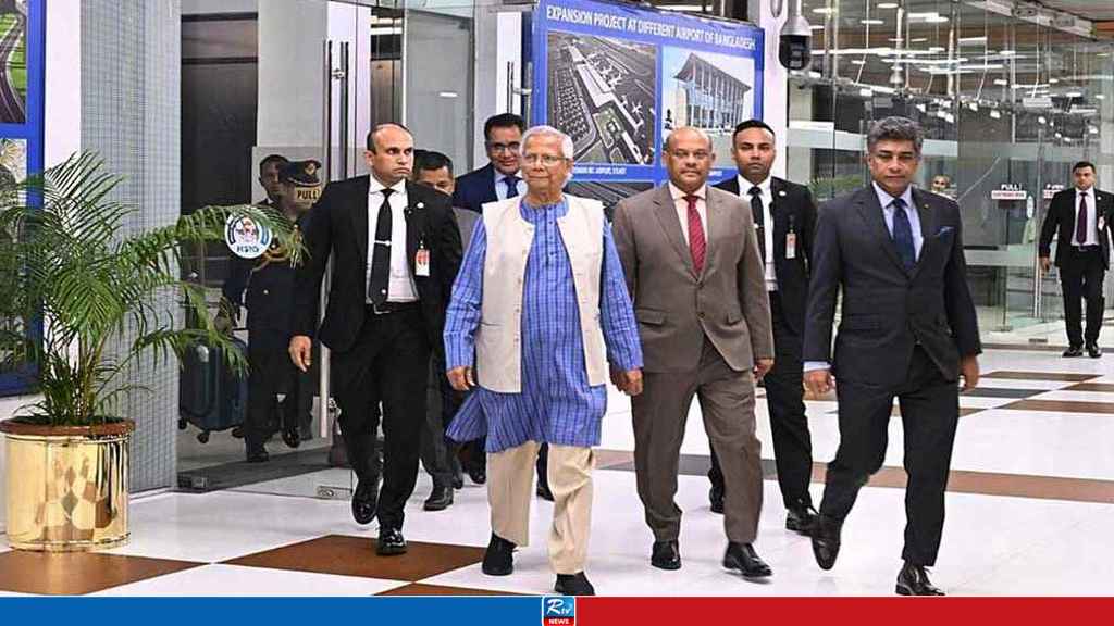 লন্ডন পৌঁছে হোটেল ল‌বিতেই একাধিক বৈঠক করবেন ড. ইউনূস