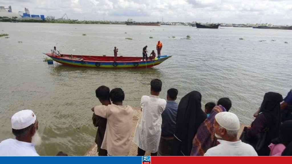 লঞ্চঘাটে পা পিছলে ধলেশ্বরীতে পড়ে যুবক নিখোঁজ 