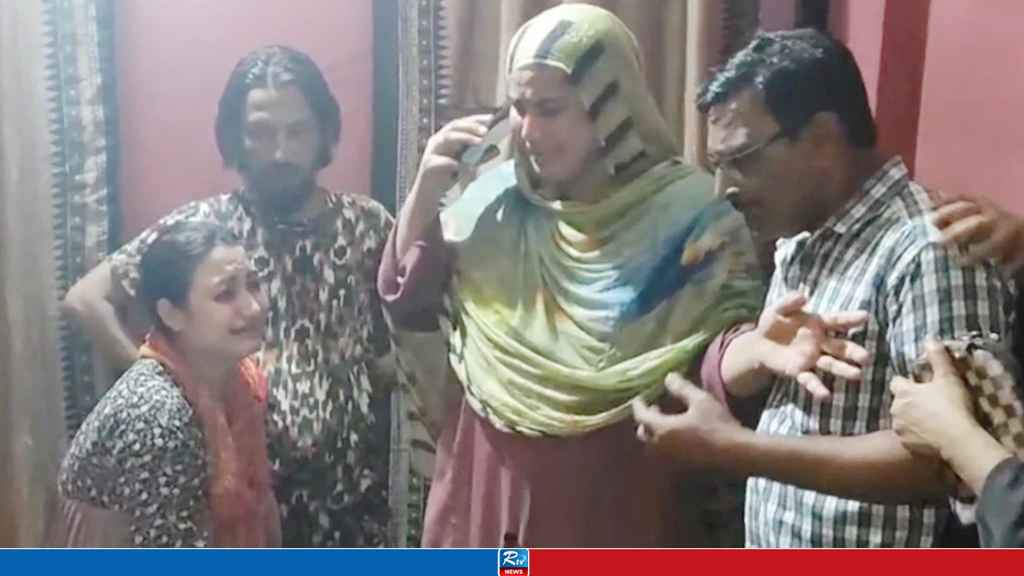 পারিবারিক কলহের জেরে স্ত্রীকে হত্যা, বোরকা পরে পালিয়েছেন স্বামী