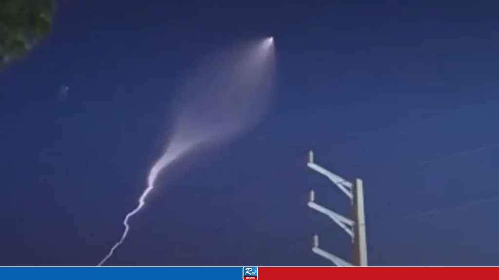 ইসরায়েলের দিকে নতুন ধরনের ক্ষেপণাস্ত্র ছুড়েছে ইরান