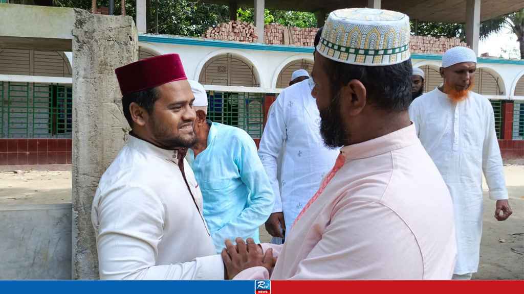 সোনারগাঁয়ে এনসিপির নেতা তুহিন মাহমুদের গণসংযোগ