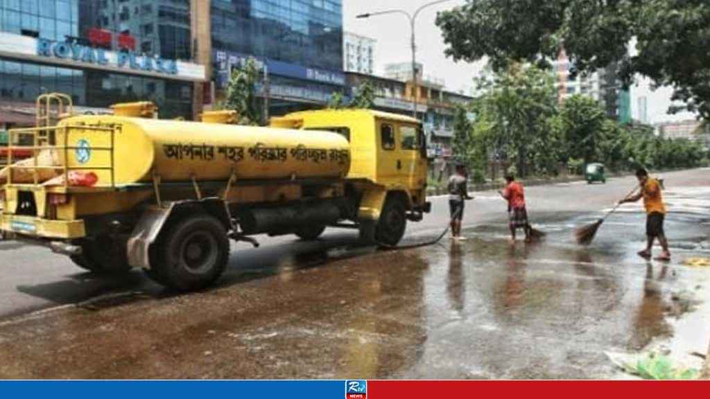 বর্জ্য পরিষ্কারে প্রস্তুত দুই সিটি, নামানো হচ্ছে ২০ হাজার কর্মী