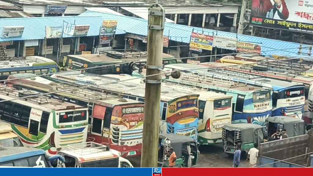 যশোর-চুয়াডাঙ্গা রুটে বাস চলাচল বন্ধ, যাত্রী দুর্ভোগ চরমে