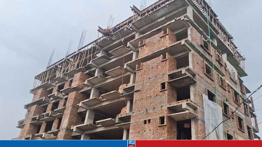 মানিকগঞ্জে নির্মাণাধীন ভবন থেকে পড়ে শ্রমিকের মৃত্যু