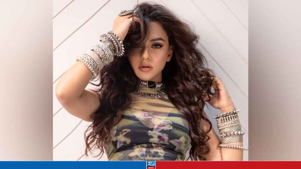 সময় নিজেই সব বলে দেয়:  নুসরাত ফারিয়া