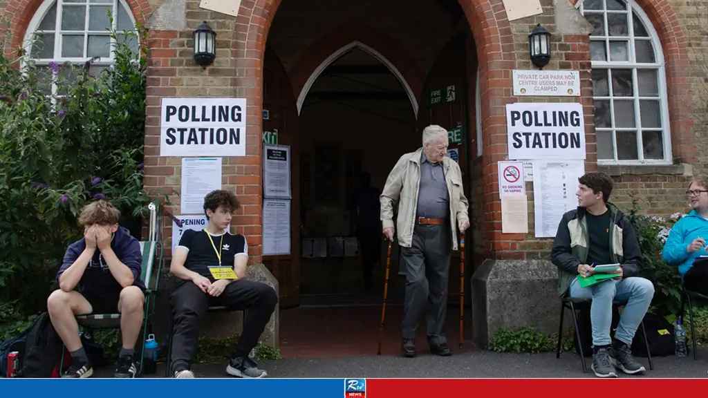 UK to Lower Voting Age to 16 Before Next General Election