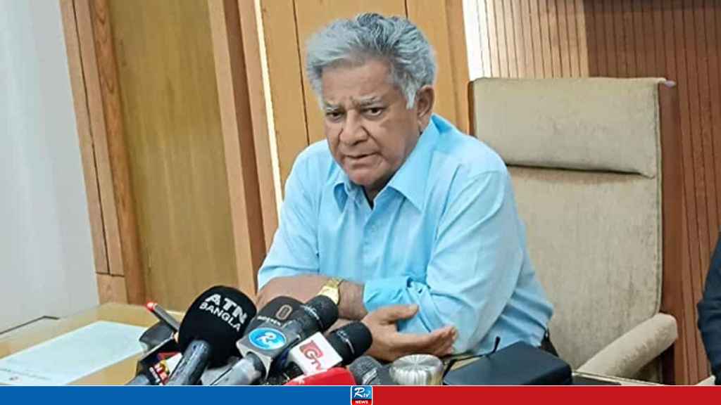 বন্দর পরিচালনার দায়িত্ব বিদেশিদের হাতে দেওয়া নিয়ে নেগোসিয়েশন চলছে: নৌ উপদেষ্টা