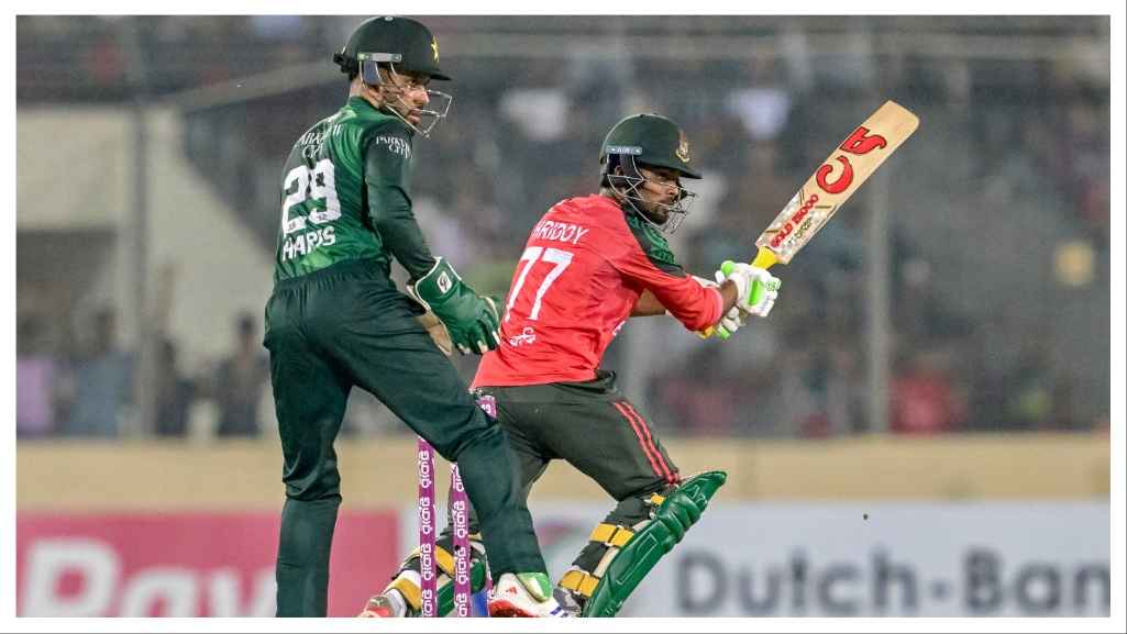 পাকিস্তানের বিপক্ষে দাপুটে জয়ে সিরিজ শুরু টাইগারদের