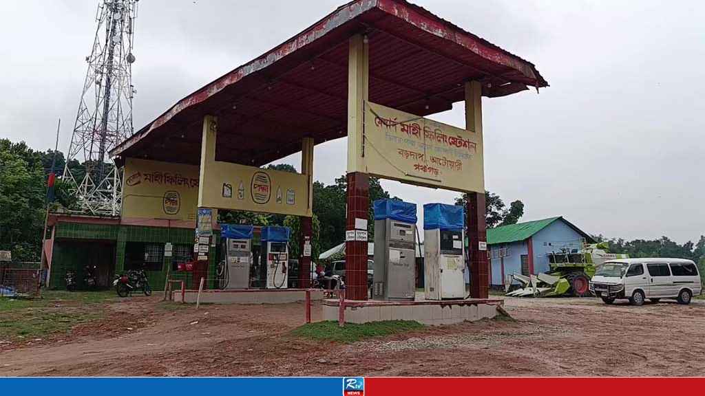 আটোয়ারীতে ভেজাল জ্বালানি তেলে সয়লাব