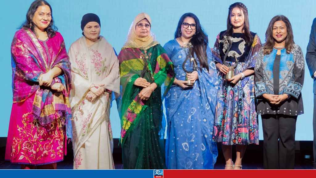 আউটস্ট্যান্ডিং ইয়াং প্রফেশনালস অ্যাওয়ার্ড পেলেন তিন নারী