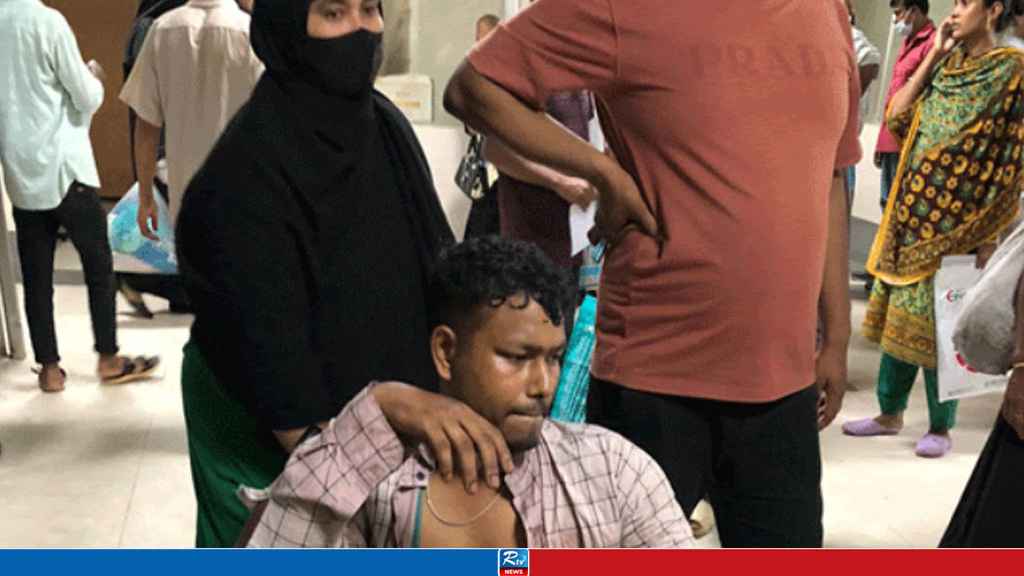 প্রেমিককে ডেকে হাত-পায়ের নখ তুলে নিলো প্রেমিকার পরিবার