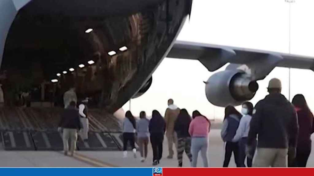 39 Undocumented Bangladeshis Arrive in Dhaka on US Military Plane