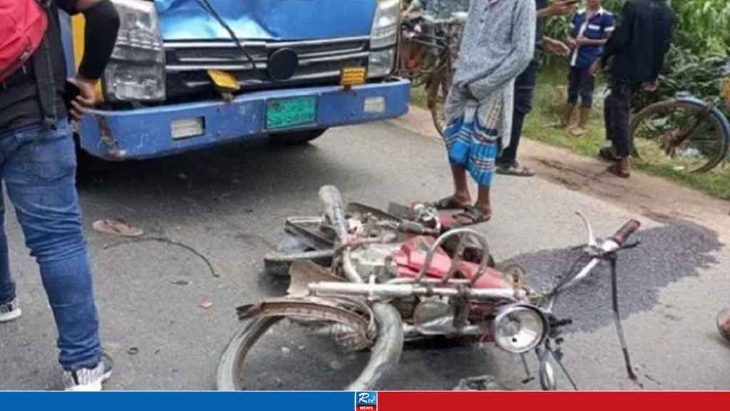 Three Killed in Pickup-Motorcycle Collision in Tangail
