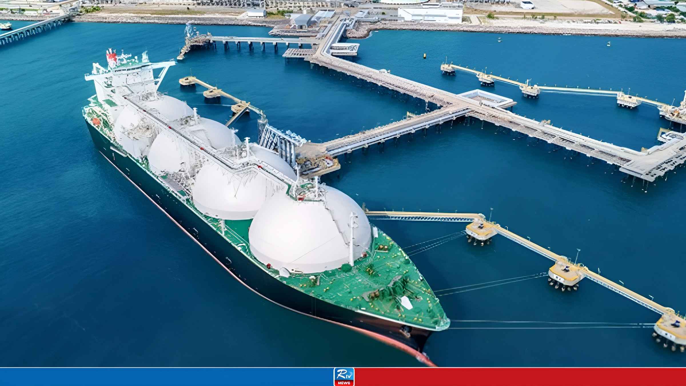 LNG0-Picsart-AiImageEnhancer